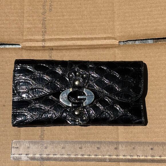 Vintage Silver & Black Guess Wallet - Picture 11 of 11